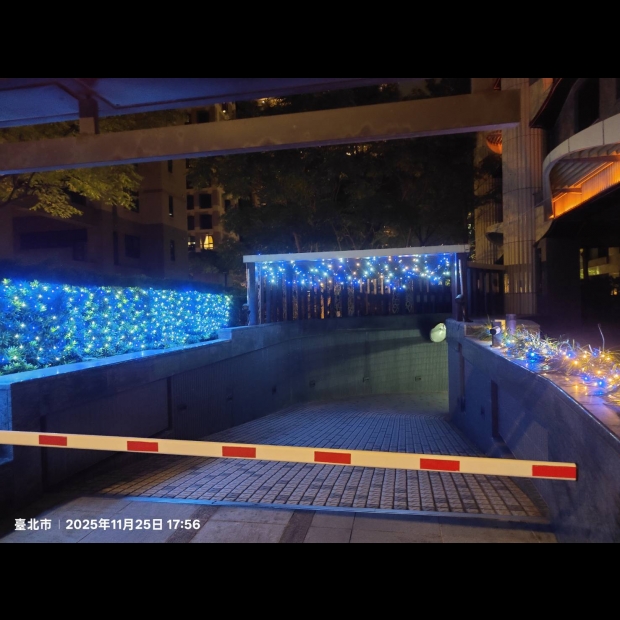 聖誕燈 網燈 藍白實景圖